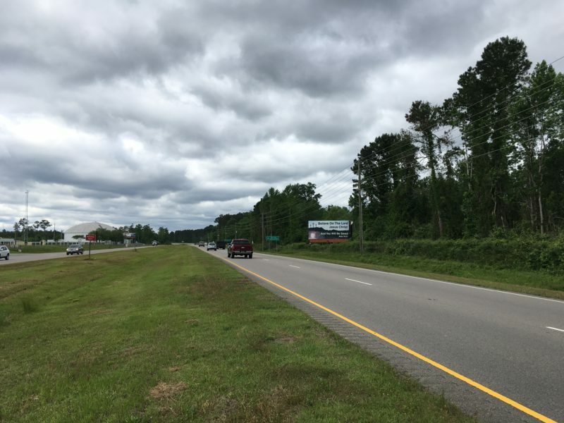 Pizza and Family Restaurant Located in St. SC. Grey